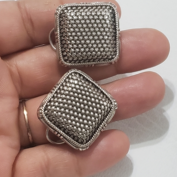 Vintage JOHN HARDY Mesh Square Earrings - Picture 7 of 7